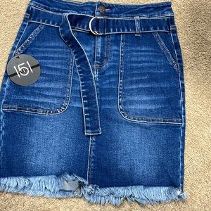 Blue denim skirt, 151